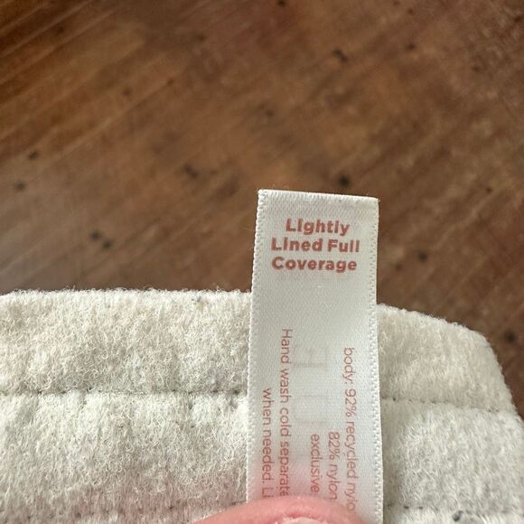 Cacique floral lightly lined full coverage 38DDD bra - Picture 4 of 4